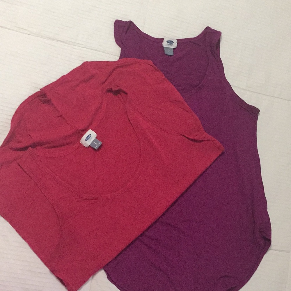 Lot of 2 Old Navy Tank Tops Size S
